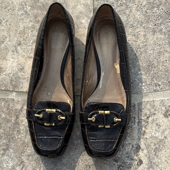 Bandolino Brown Leather Loafers Faux Croc Embossed Gold Buckle Detail Sz 8 - Picture 6 of 12